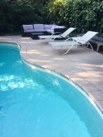 Serenity Chambre D'Hote Au Calme Des Maitres Tibetains Y Ont Sejourne 15 Mn Des Plages Lejlighed Mougins Eksteriør billede